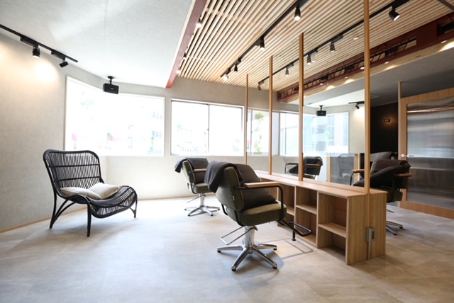 UNITE（ユナイト）